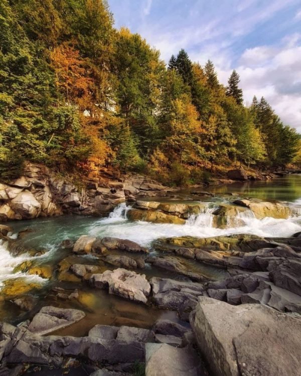 Водоспад Пробій у Яремче